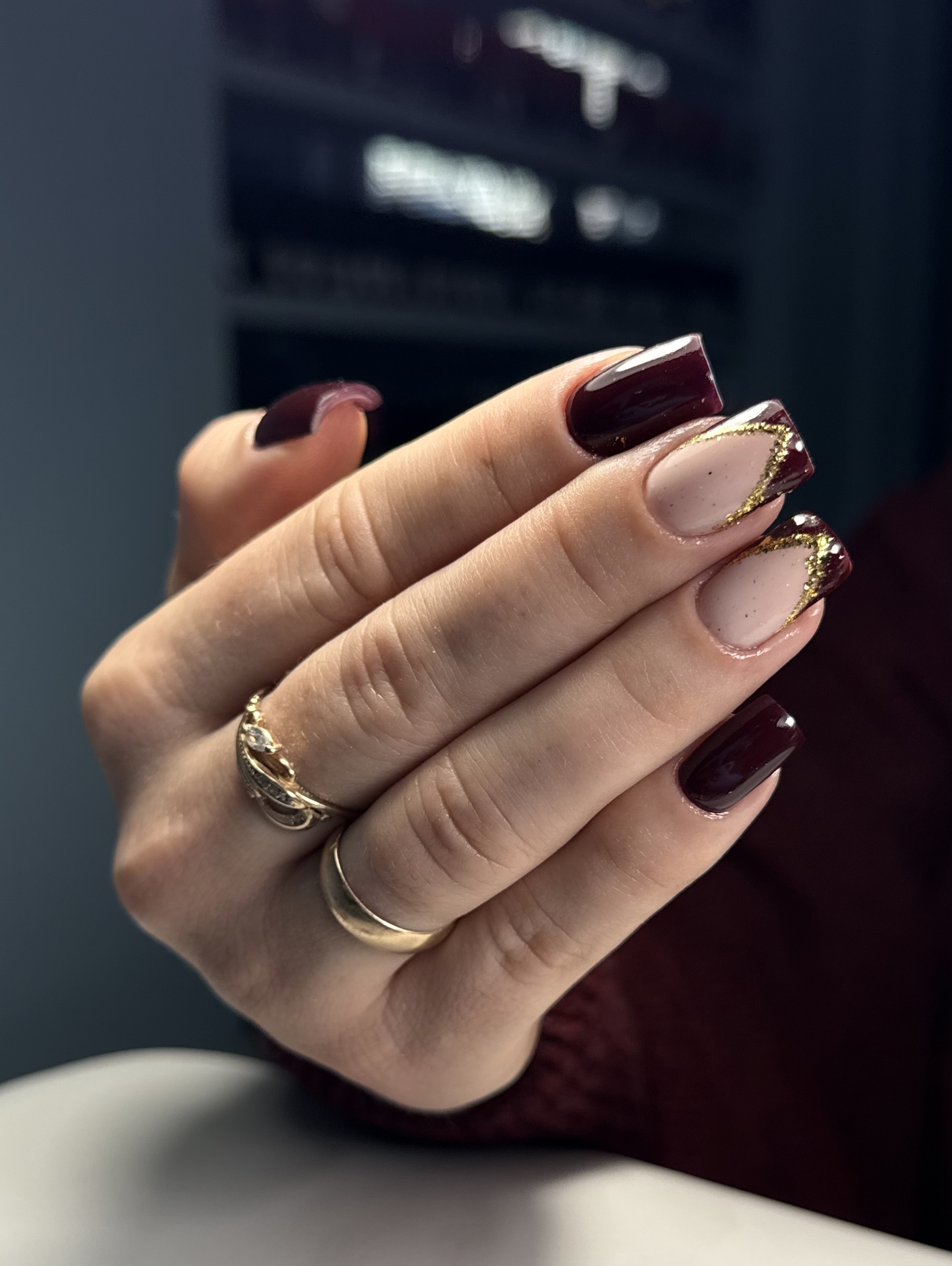 Manicure — Olha, Kaubamaja, Tallinn