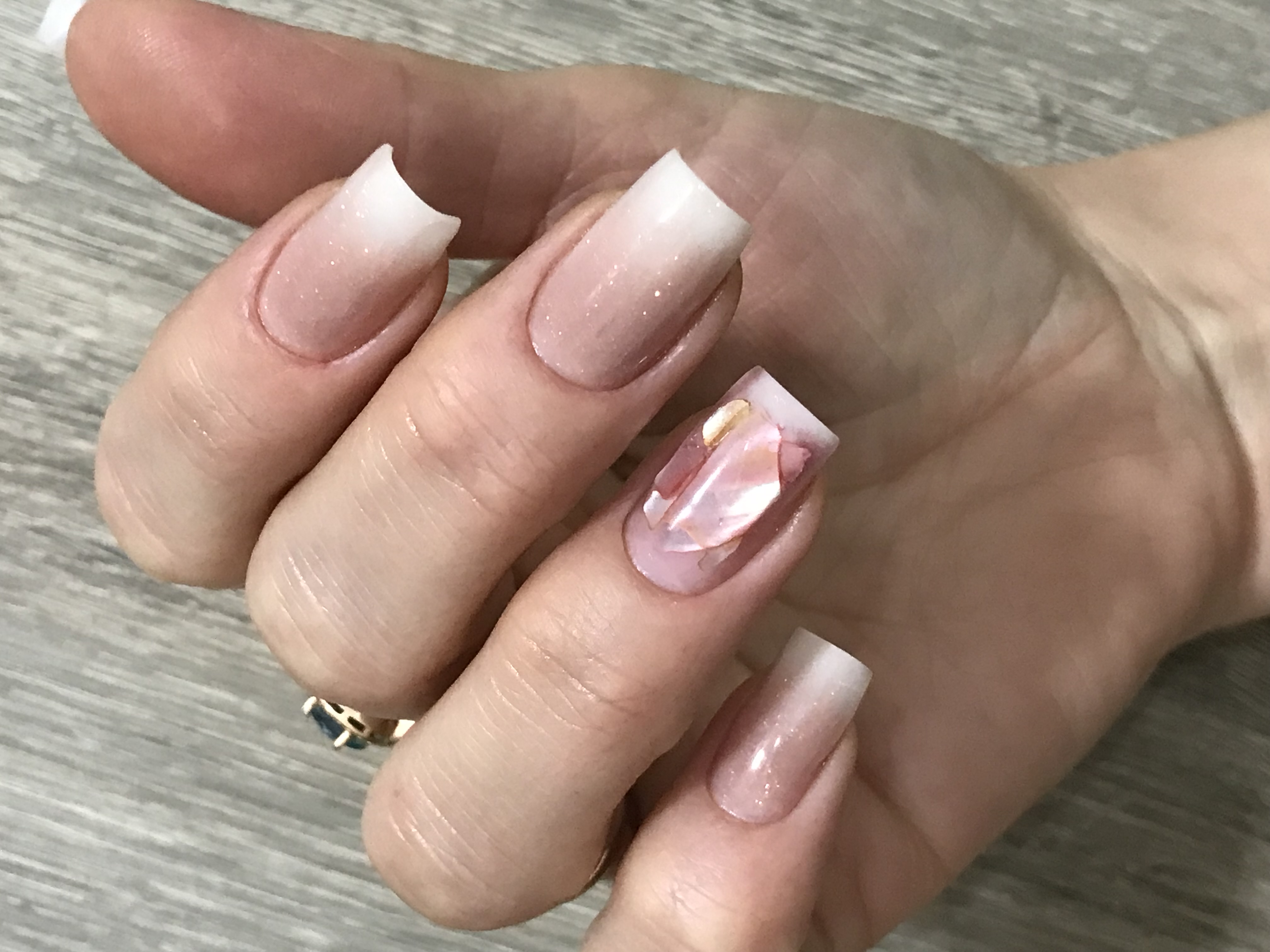 Manicure — Mila, Kaubamaja, Tallinn
