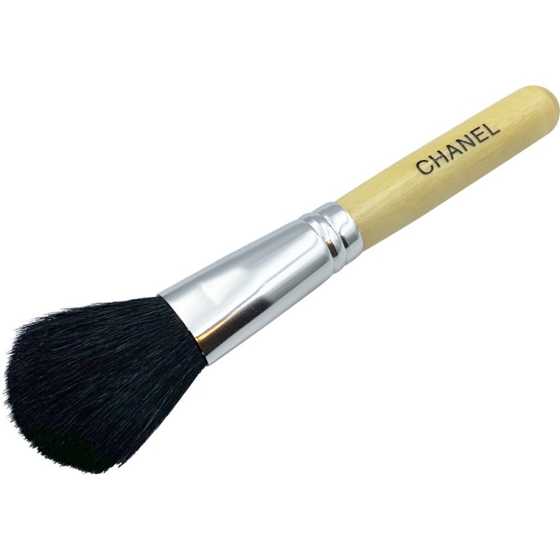***Кисть CHANEL  веерная для профессионального макияжа с бежевой ручкой ___(2420)